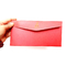 金の金めっきの端の金パターン金めっきの封筒カードが付いている新年の赤い封筒